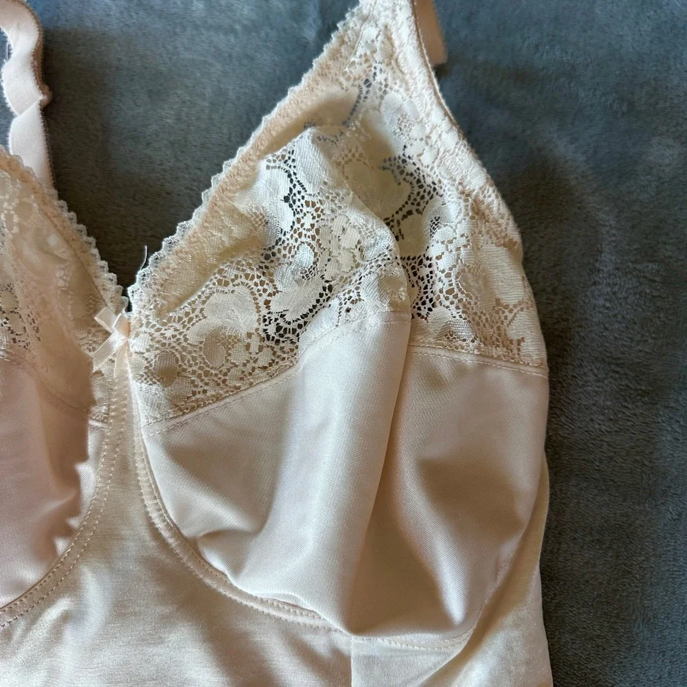 Va Bien 40D Minus Touch Vintage Firm Control Bodysuit Brief 1291 Nude Beige